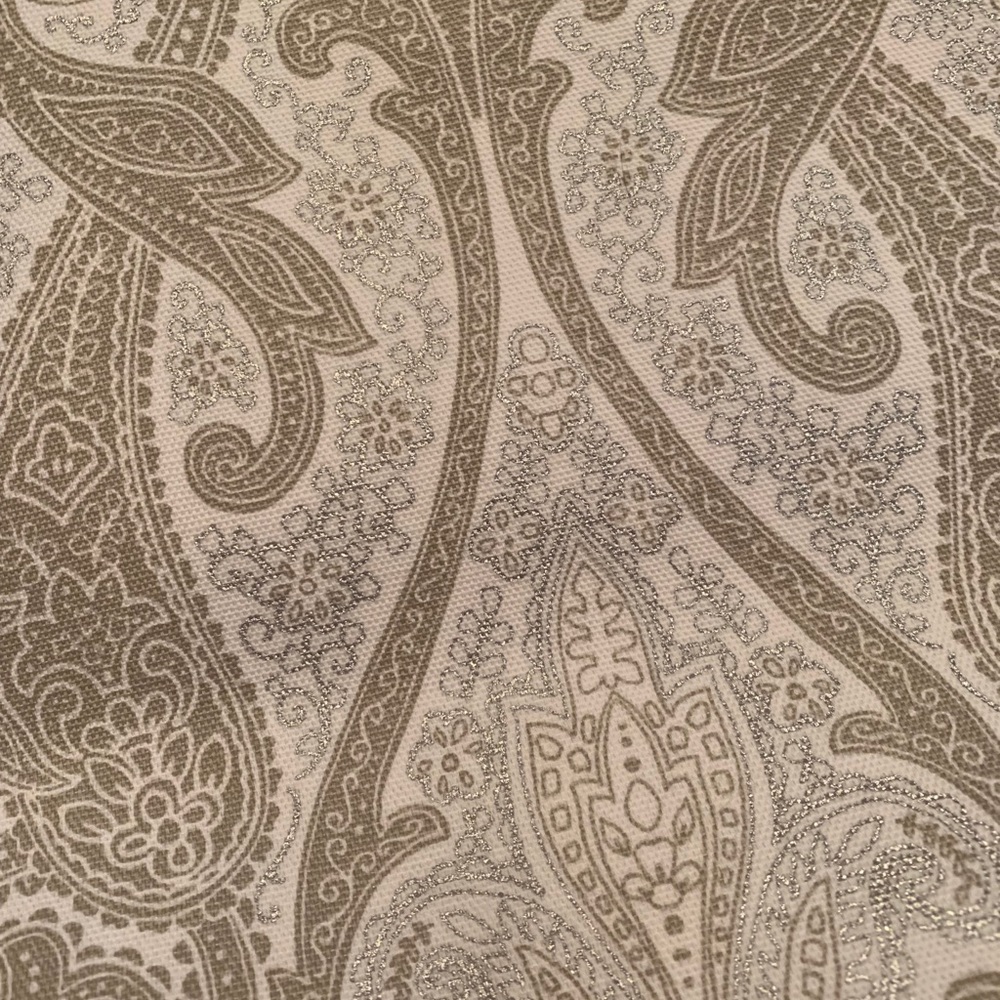 Table runner - Picture 3 of 3